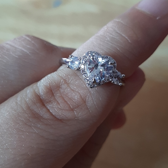 Ring - Picture 2 of 2